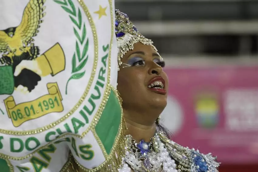 Desfile das escolas de samba do Grupo Bronze de Porto Alegre é neste sábado na Restinga