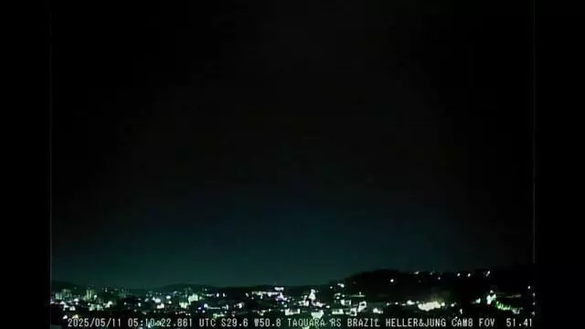 “Meteoro do Dia das Mães” é visto em cidade do Rio Grande do Sul